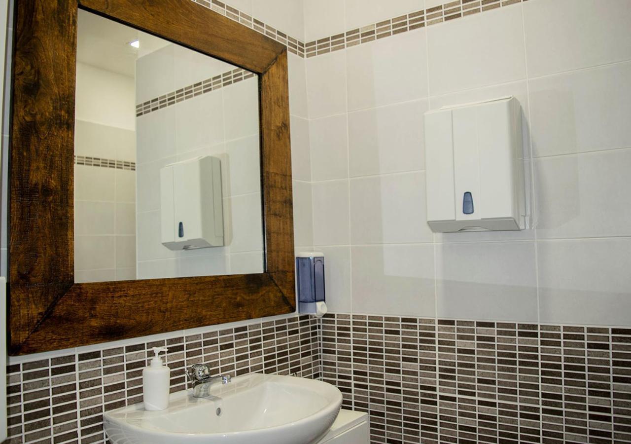 Cristal Rooms Piacenza Ngoại thất bức ảnh
